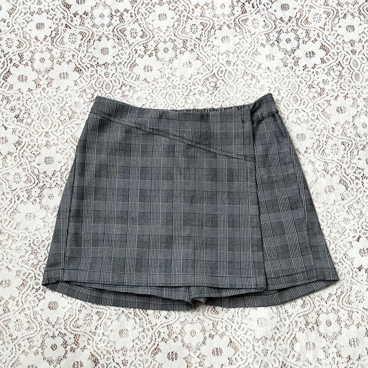 Checkered skort