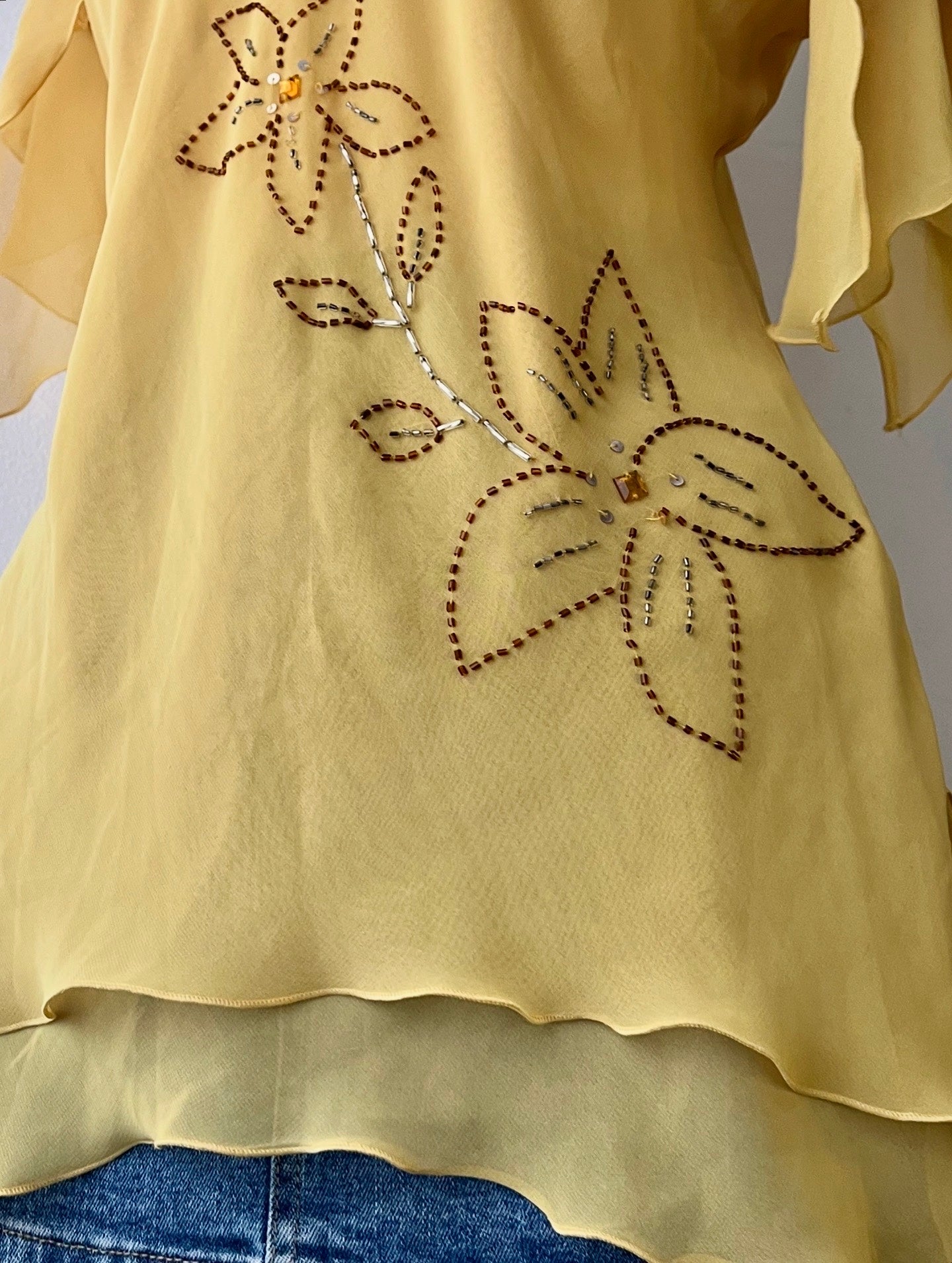 Fairy top with orchids