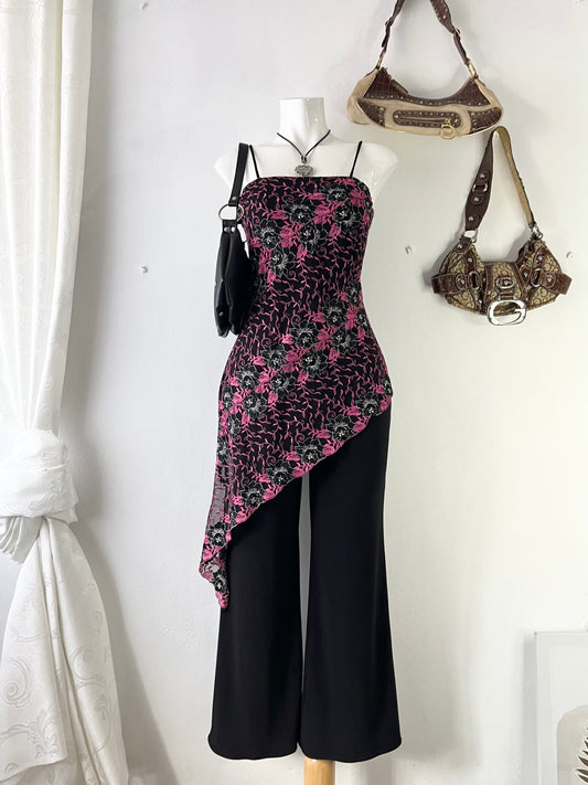 Asymmetrical fairy jumpsuit with floral embroidery design