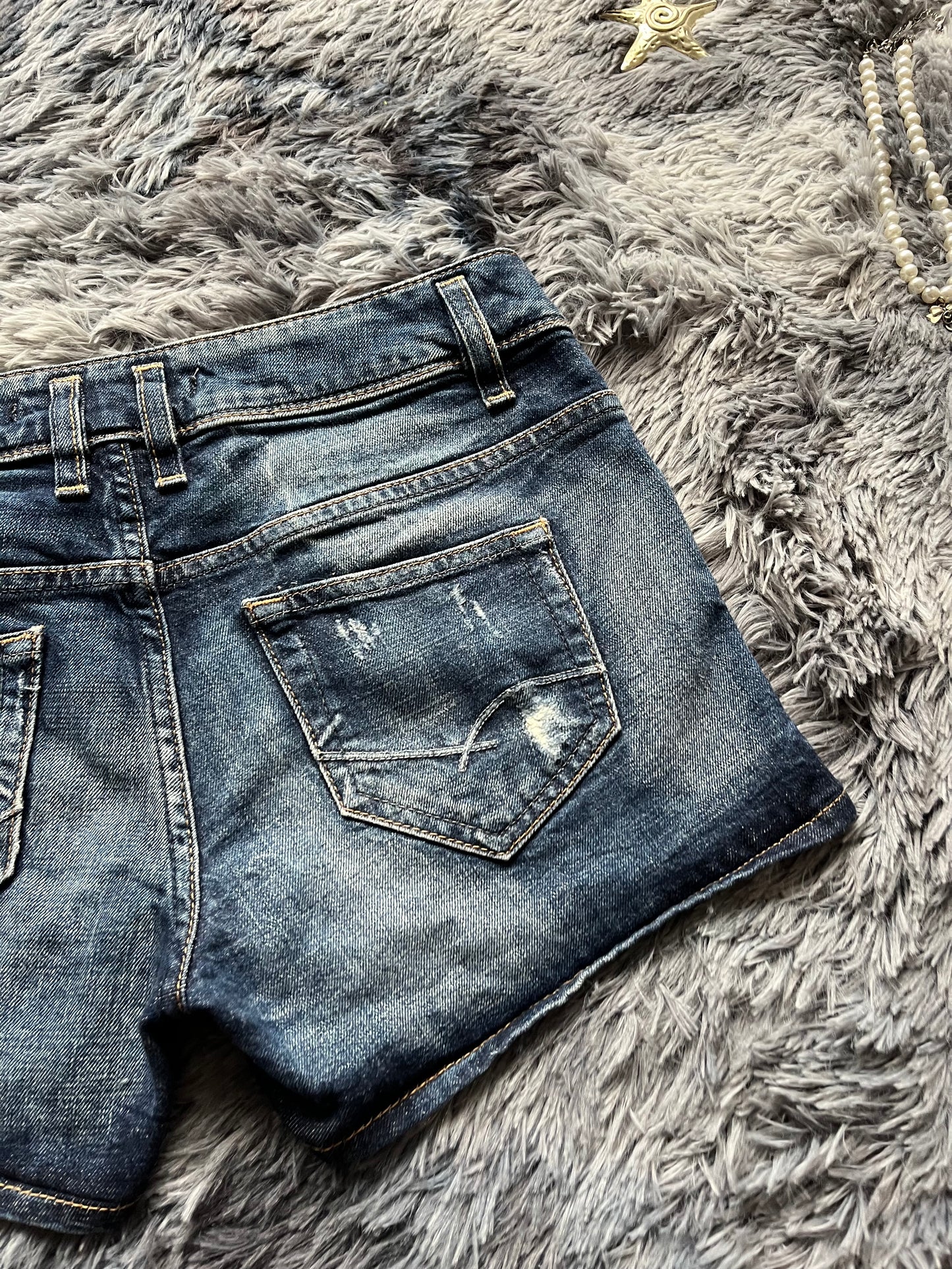 y2k mini shorts~ size S