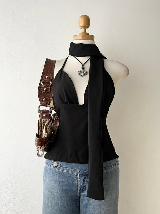 Adorable black top + scarf