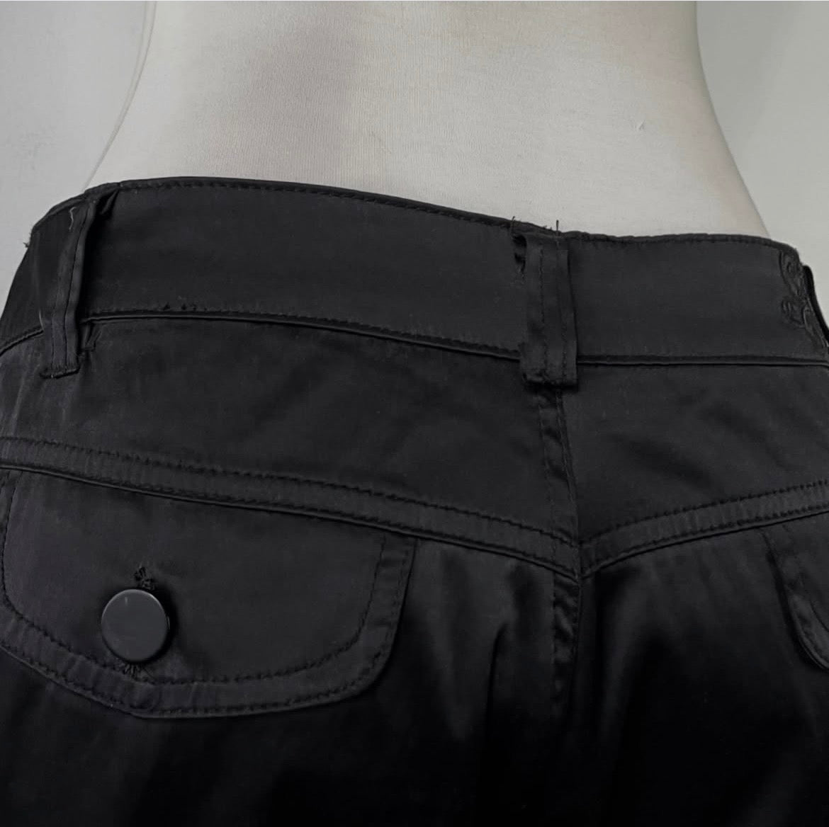 Mini shorts negro de seda satín - size M