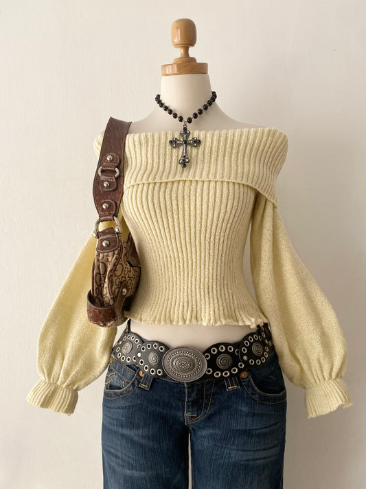 Off-shoulder sweater