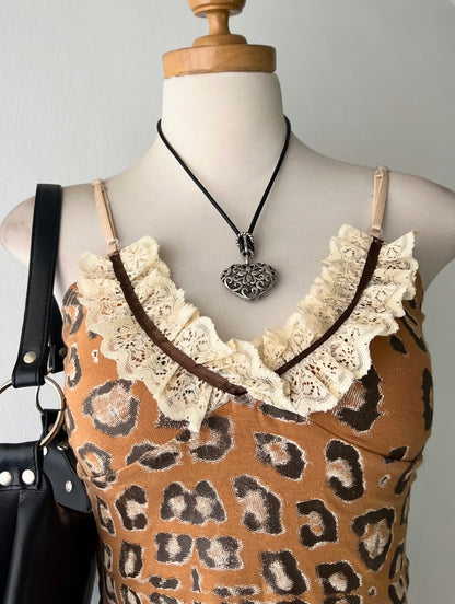 Coquette top animal print with bow