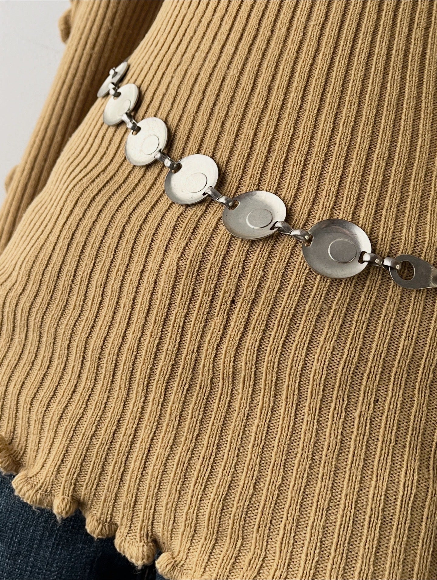 Wide-sleeved sweater