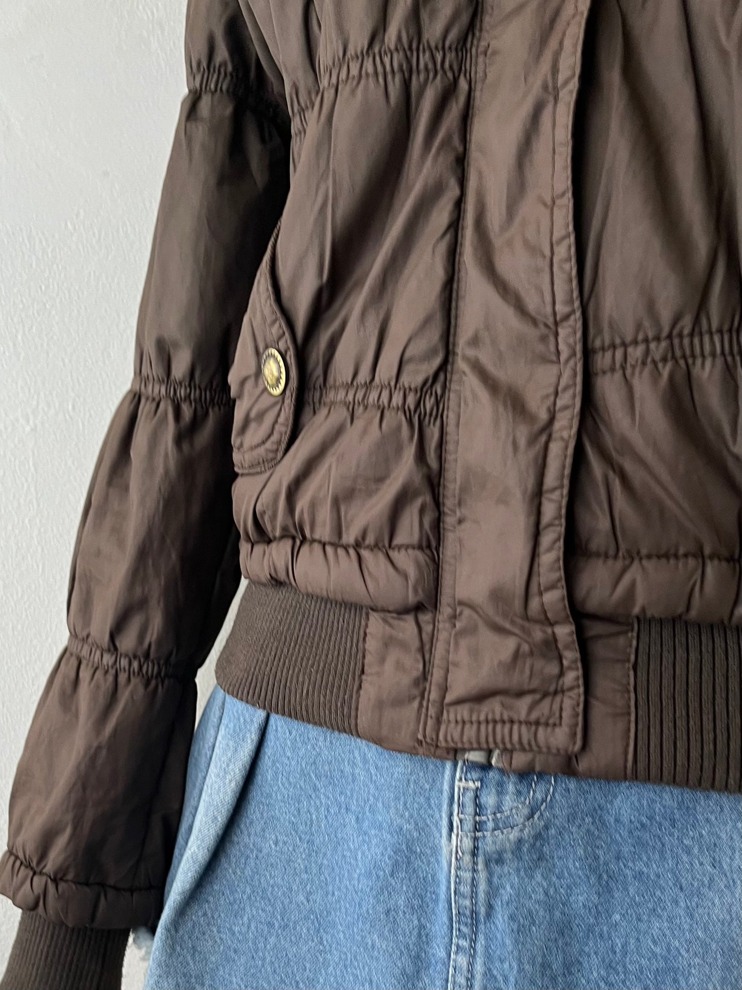 Padded jacket with removable hood