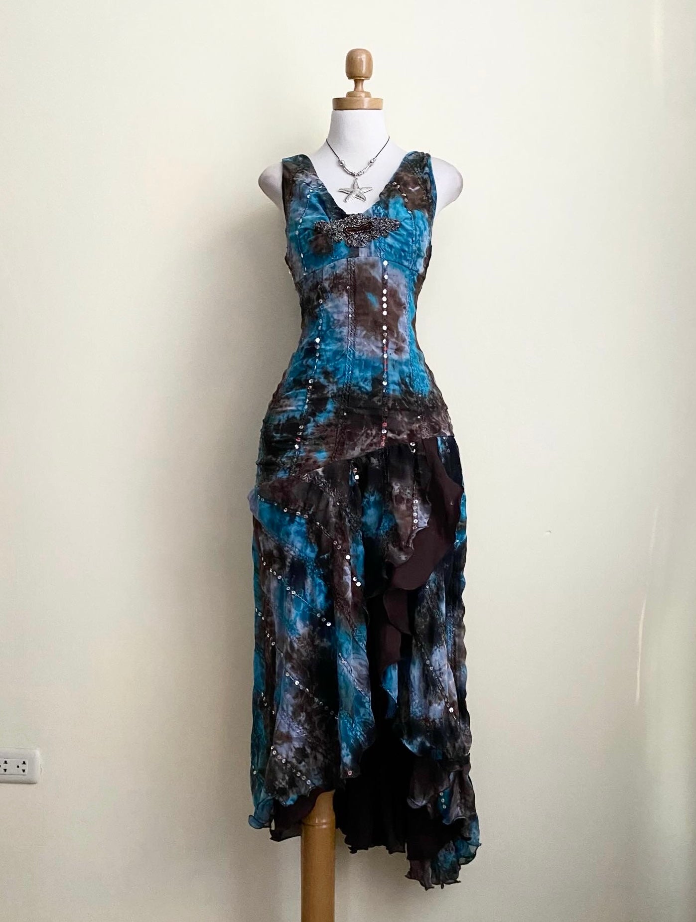 Fairy dress with sequins