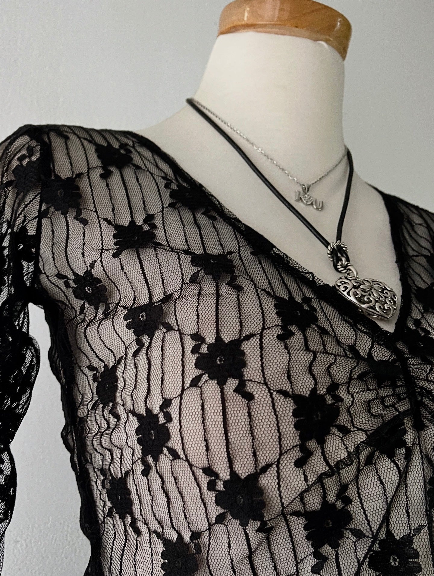 Bell-sleeved mesh top