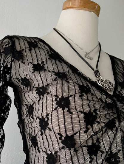 Bell-sleeved mesh top