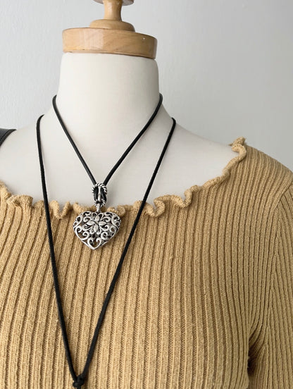 Wide-sleeved sweater