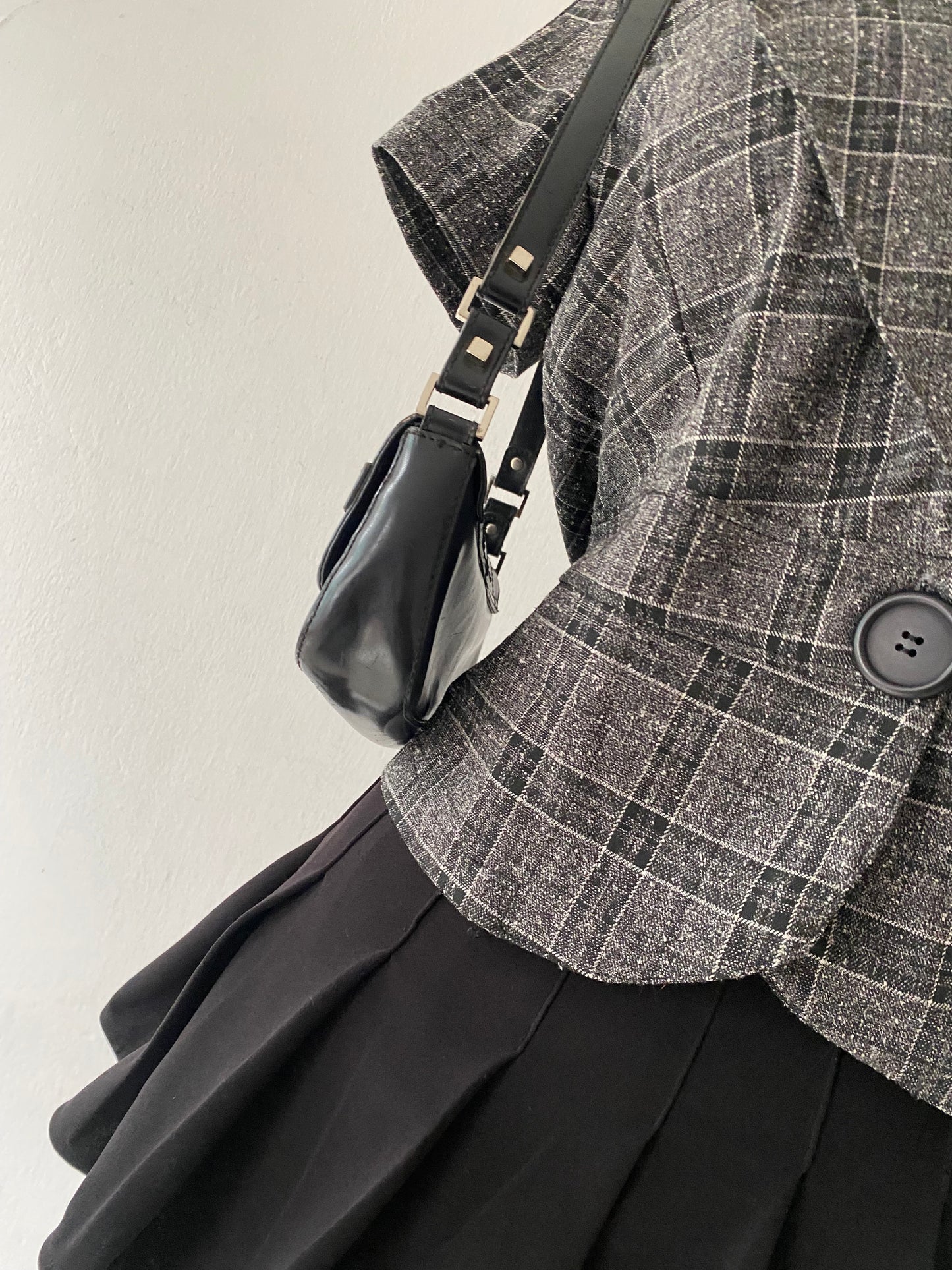Adorable gray blazer