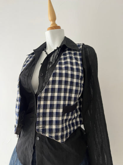 Reversible vest -size M