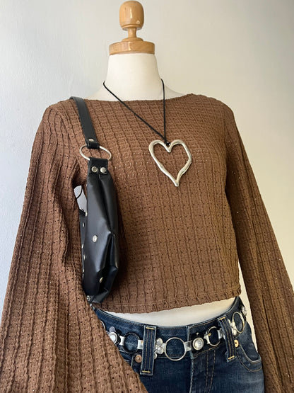 Bell-sleeves knitted top