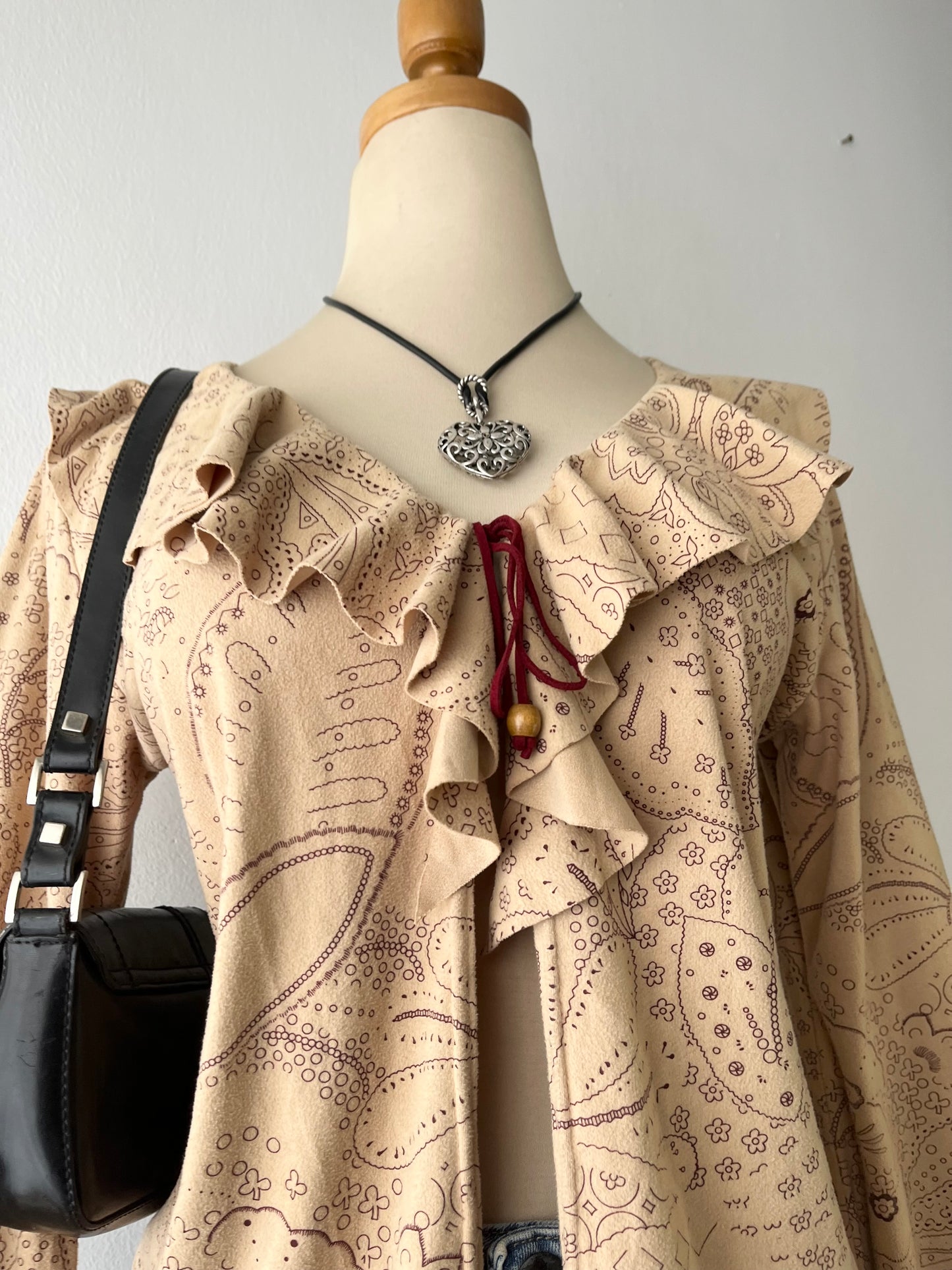 Adorable coquette cardigan