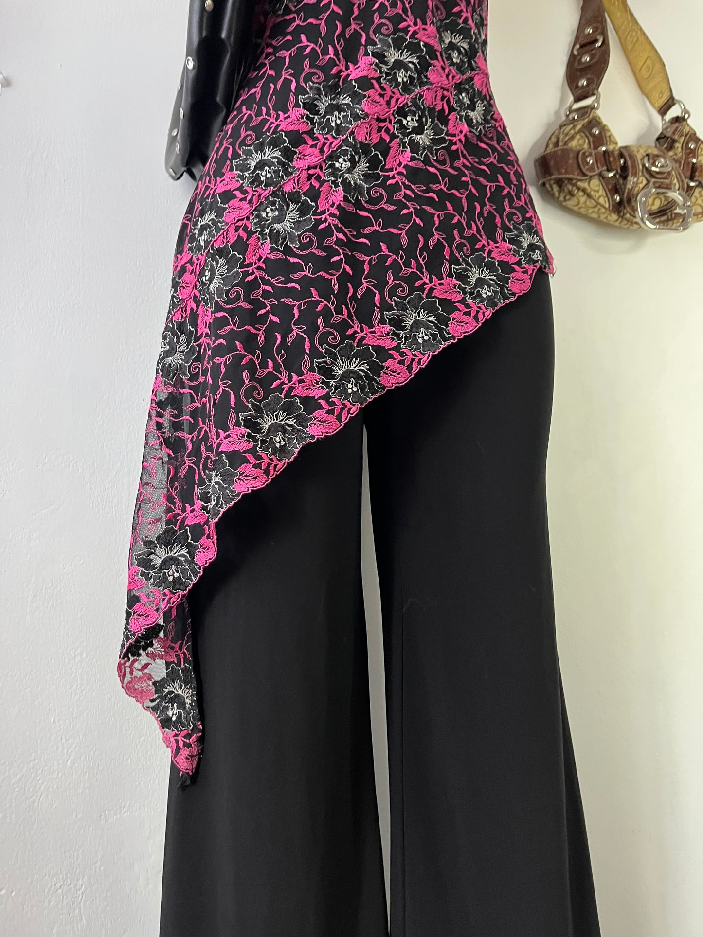 Asymmetrical fairy jumpsuit with floral embroidery design