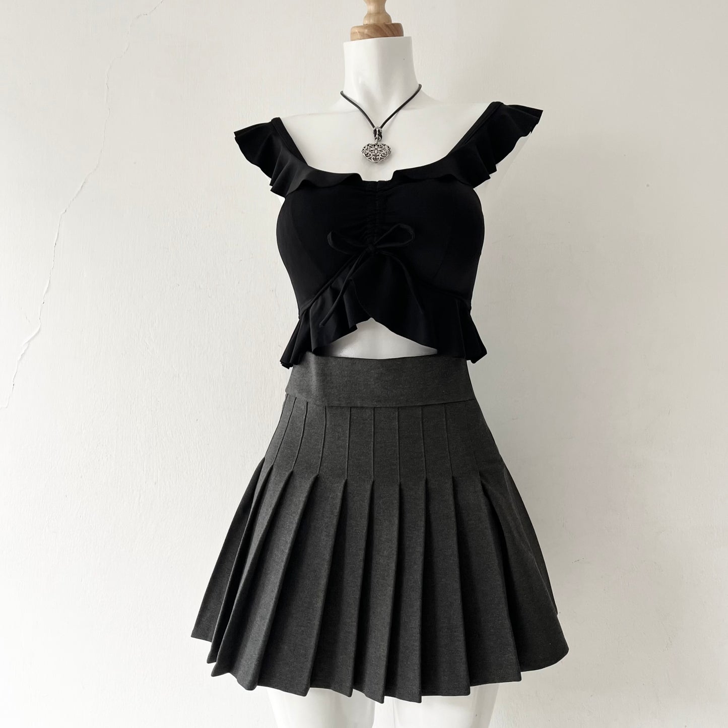 Gray pleated skirt