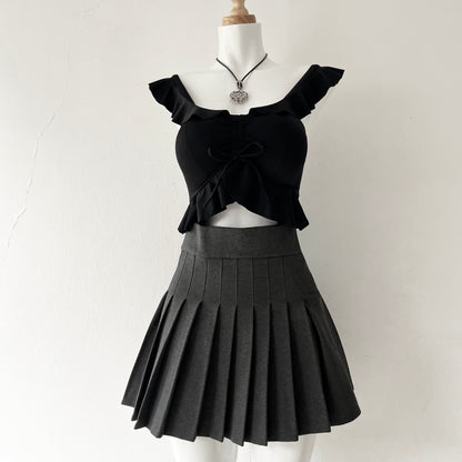 Gray pleated skirt