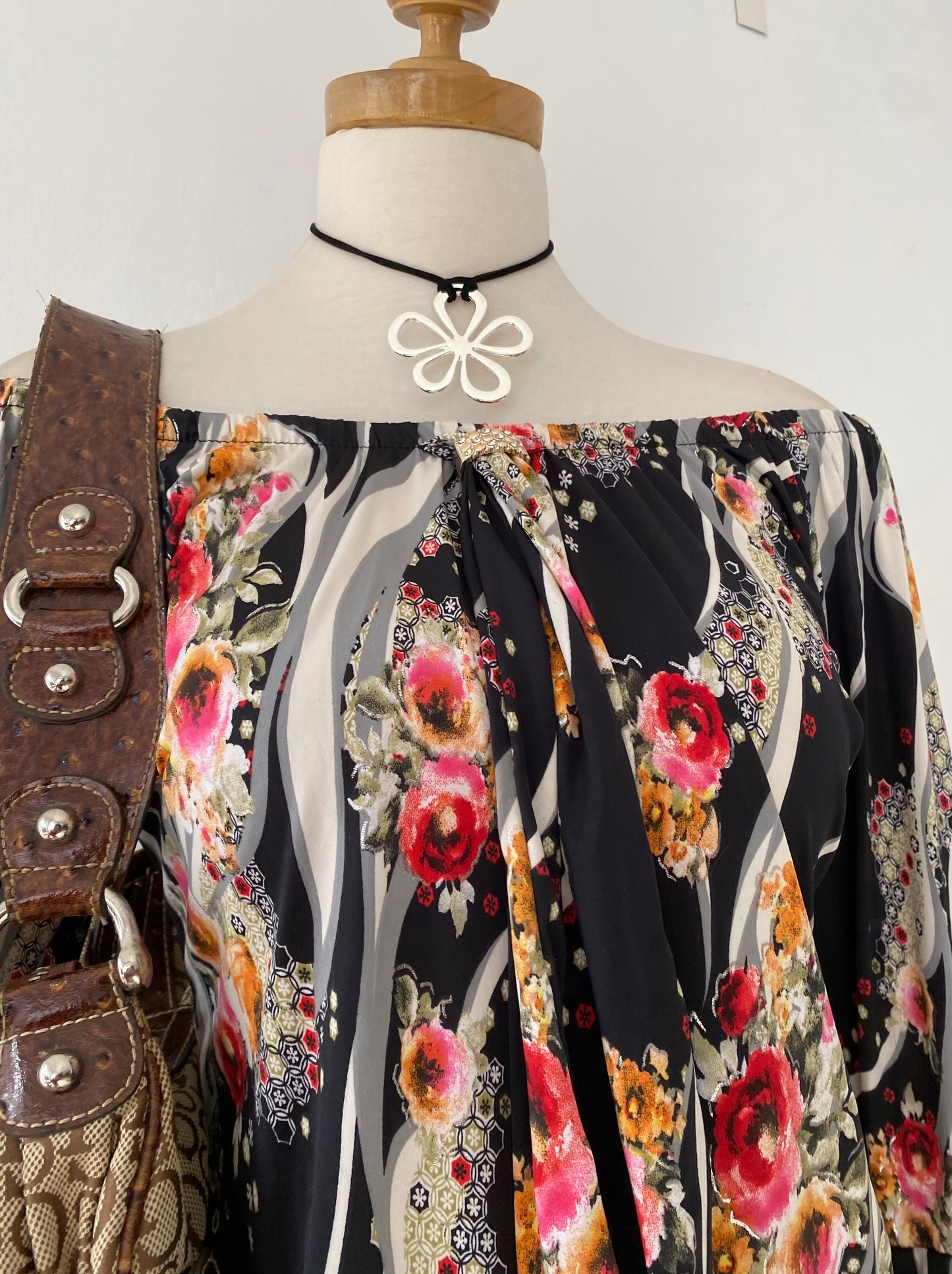 Long sleeves floral top