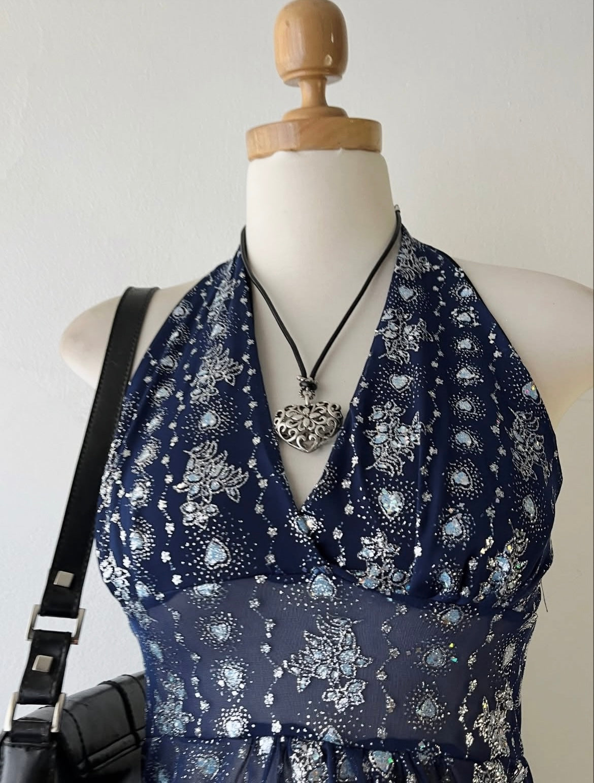 Halter top in midnight blue